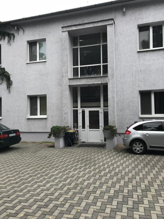 Batavya Penzion Topolcany Exterior foto